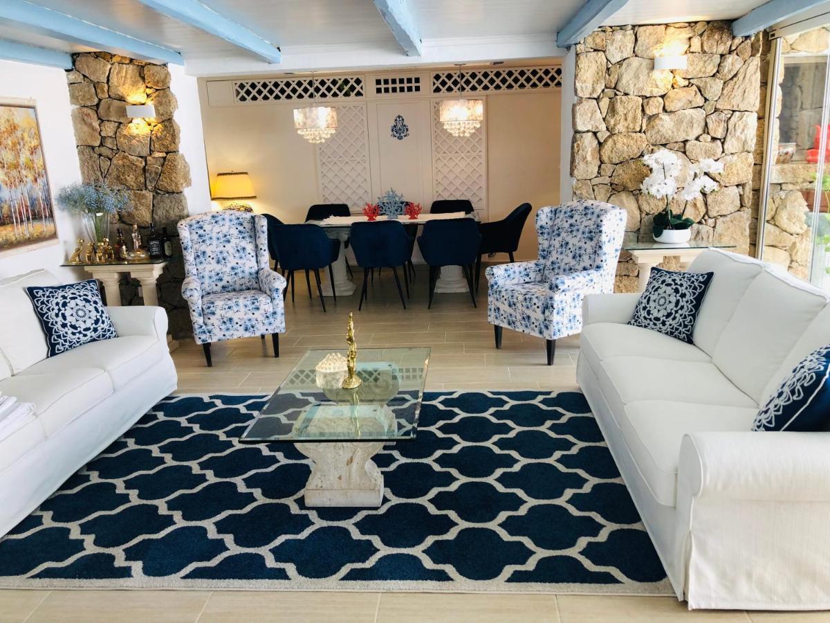 Villa Adel San Teodoro  Exteriör bild