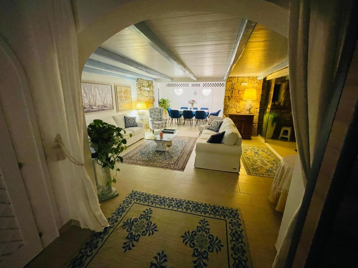 Villa Adel San Teodoro  Exteriör bild