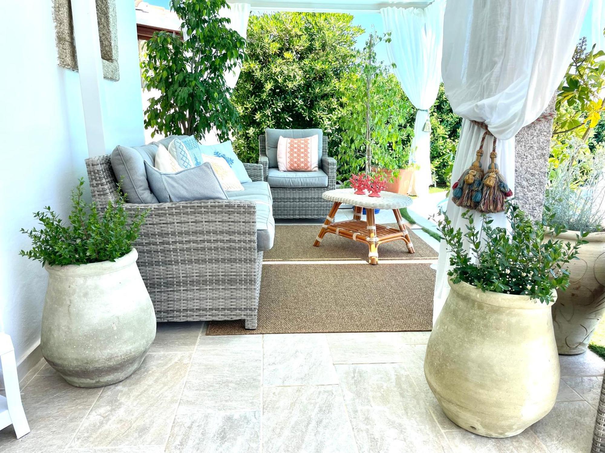 Villa Adel San Teodoro  Exteriör bild